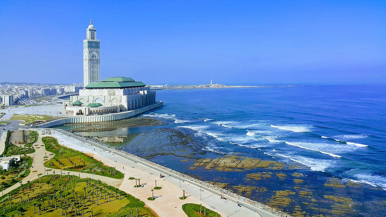 Découvrez Casablanca en Toute Liberté avec Notre Service de Location de Voiture